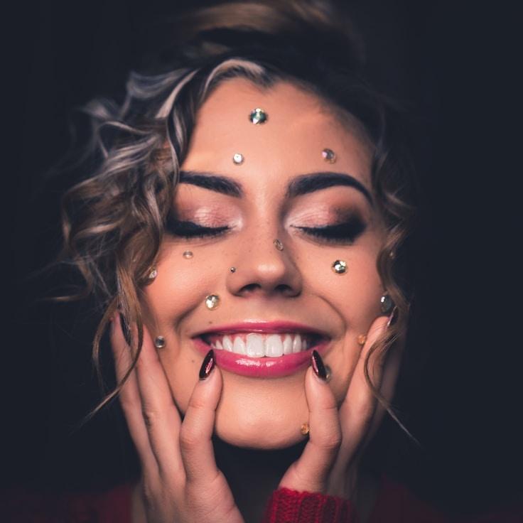 Mira Kapoor, Client Relations Director, discussing corporate gifting strategy with business clients